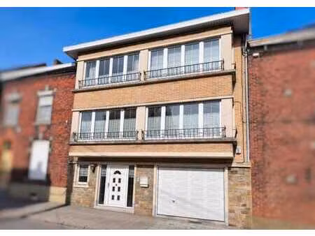 maison bel-étage  4 chambres avec garage et jardin