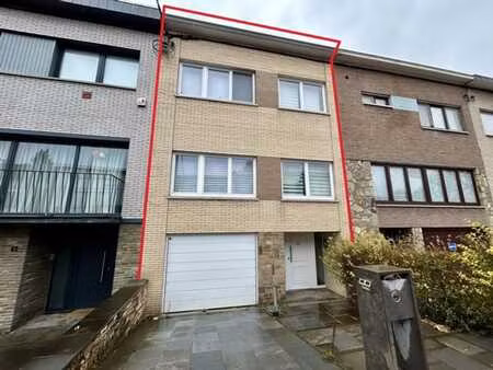 superbe maison avec garage à louer à chenee