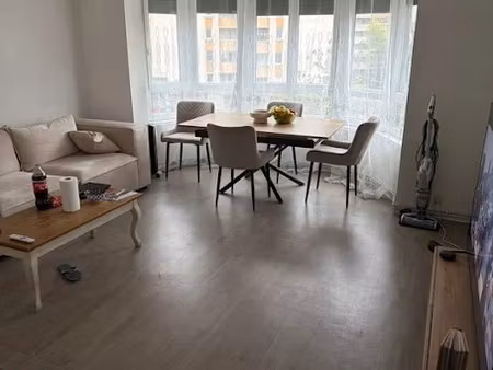 location meublée appartement 4 pièces 89 m² à le pré-saint-gervais (93310)  550 €