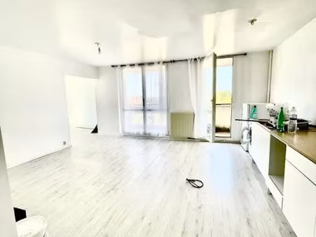location meublée appartement 5 pièces 92 m² à wattignies (59139)  520 €