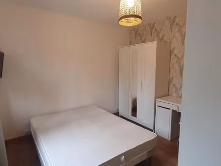 location meublée appartement 5 pièces 78 m² à le mée-sur-seine (77350)  590 €