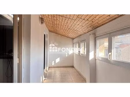 au dernier étage  appartement 2 pièces avec loggia