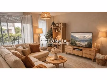 castelginest - appartement 3 pièces - terrasse - deux places de parking