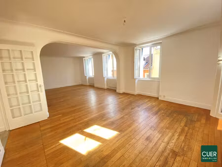 appartement t5 en duplex- tournon-sur-rhone