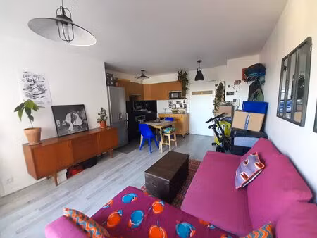 proche parc des beaumonts - montreuil (93100)