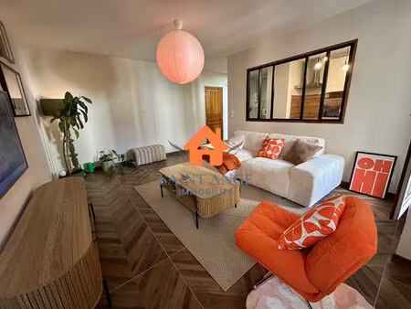 location appartement 3 pièces 65 m² à toulon (83000)