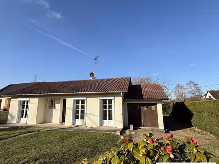 maison de plain-pieds au calme a sully sur loire