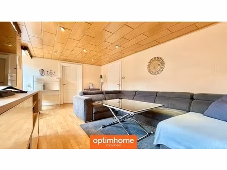 grande maison avec combles aménageables et grange à rénover