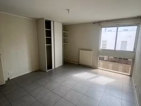 location appartement 1 pièce 26 m² à toulouse (31100)