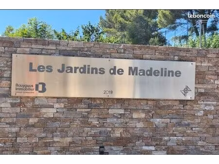 parking/box 26 m² saint-raphaël