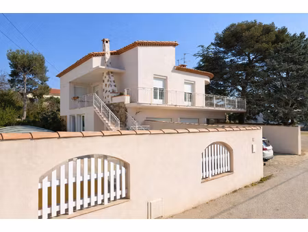 villa individuelle six fours les plages -quartier verger -cauquière