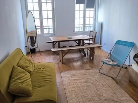 location meublée appartement 2 pièces 45 m² à la rochelle (17000)  850 €