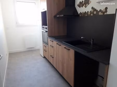 grand appartement t2 de 65 m² rénové dans la résidence saint bonnet (résidence avec servic