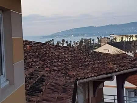 a vendre appartement neuf port fréjus 50 m de la plage et du port