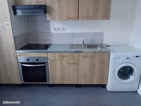 en rez de chaussée surélevé