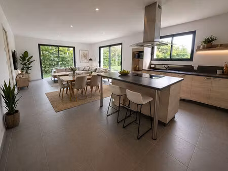 vente maison 5 pièces  99.00m²  beaurepaire