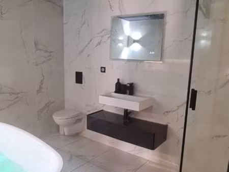 location t2 de standing