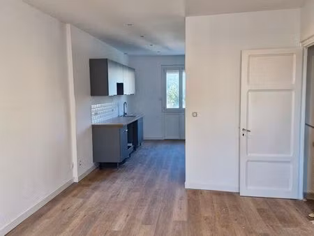 maison de village t3 baho