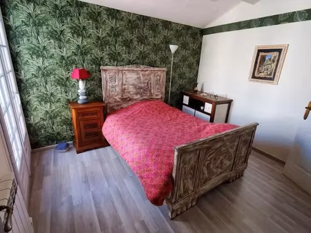 location meublée appartement 4 pièces 78 m² à chateaurenard (13160)  1 100 €