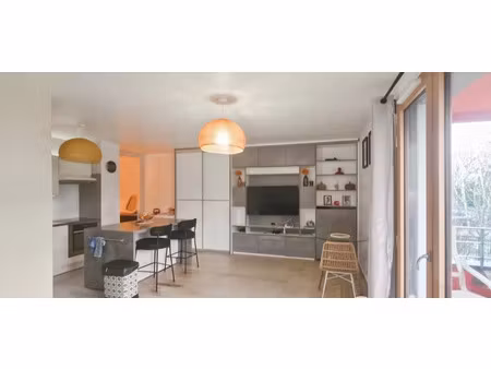 location appartement 3 pièces 61 m² à cergy (95000)  1 206 €