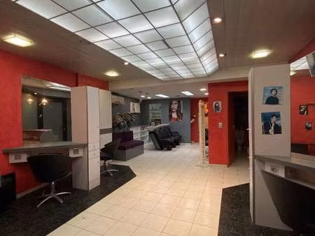 vente bureaux et commerces à nantes zola (44000) : à vendre / 50m² nantes zola