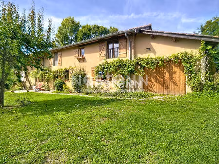 maison monthieux 178 m2- grand jardin - beaucoup de charme - 3 chambres - garage