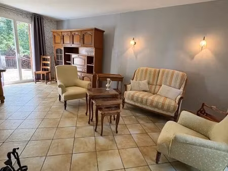 location meublée maison 5 pièces 100 m² à grignols (24110)  500 €