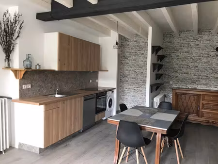 location maison 3 pièces 58 m² à lacaune (81230)  670 €