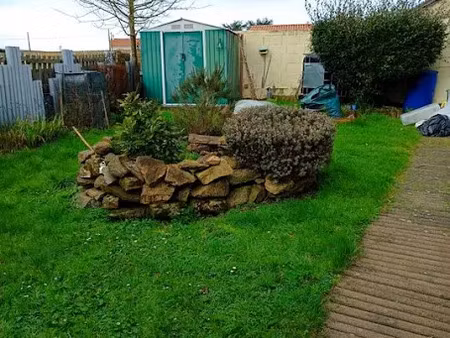 location maison 2 pièces 38 m² à saint-julien-de-concelles (44450)  680 €