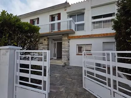 location meublée maison 7 pièces 150 m² à toulouse (31000)  490 €