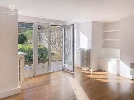 appartement à louer à uccle € 1.300 (llfnl) - coldwell banker | zimmo