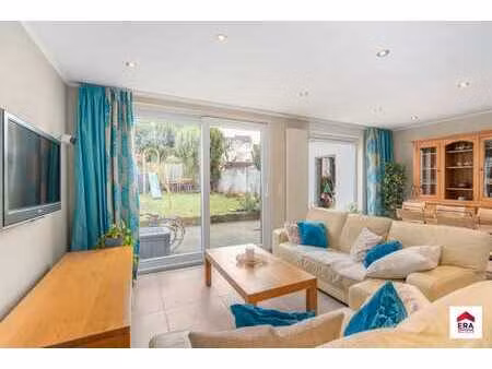 maison familiale - jardin - garage