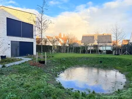 gemeubileerde nieuwbouwwoning in rustige woonwijk te knok...