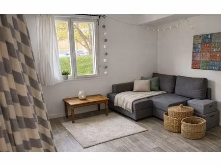 location appartement  m² t-1 à louveciennes  650 €