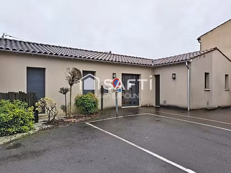 vente commerce 5 pièces 97 m² cognac (16100)