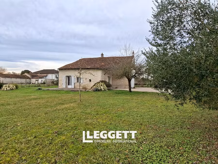 maison 5 pièce(s)  aigre