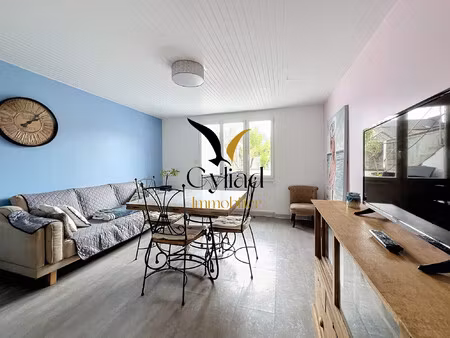 maison pierre t3 avec garage en bord de mer