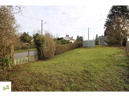 terrain de loisir avec construction légère