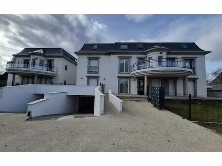 location appartement  63.12 m² t-3 à boissy-saint-léger  1 350 €