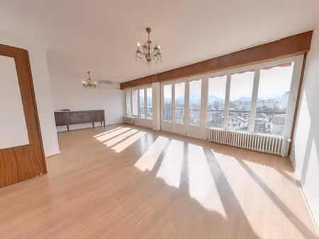 superbe 5 pieces + cuisine de 110m2 3 chambres sejour double