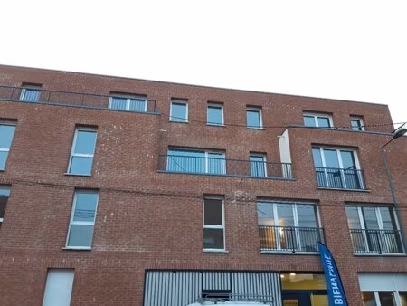 t2 avec parking à lomme