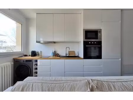 location appartement  m² t-2 à saint-maur-des-fossés  1 300 €