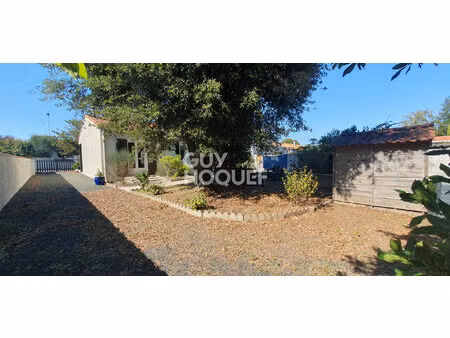 maison à vendre à lagord - 4 pièces  3 chambres  bon état