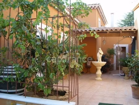 maison à vendre 6 pièces 187 m2  terrain env.1483 m2 tresques (30)