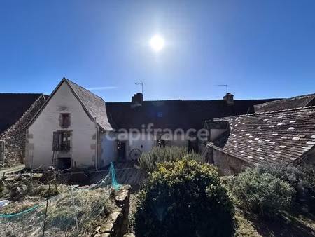 maison à vendre 3 pièces hautefort (24)