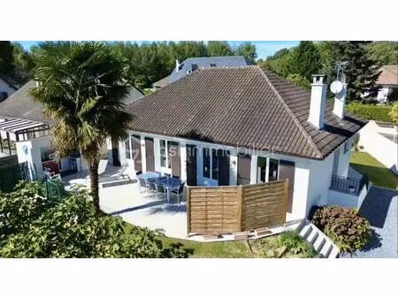 maison de 130 m² à lons