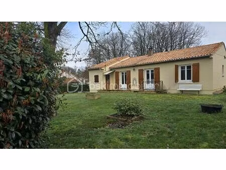 maison de 81 m² à celle-levescault