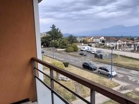 appartement 3 pièces 69 m²