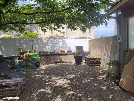 location maison de ville