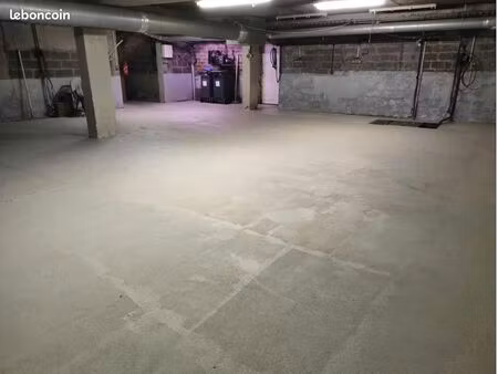 cave de stockage 25 m² lille centre